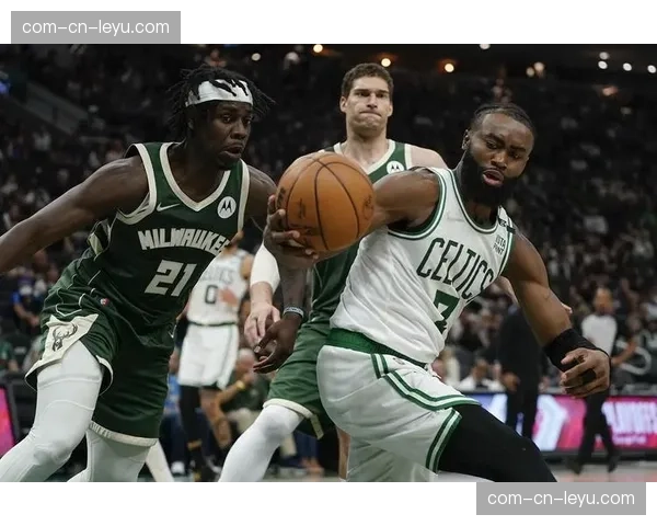 太阳格雷森阿伦膝伤影响外线防守 球队侧翼轮换深度已至临界点